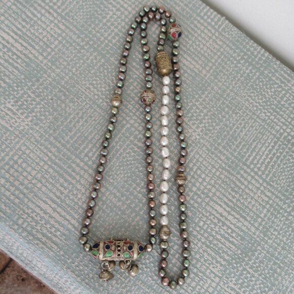 VTG Real Pearls Hand Tied Two Tone w/ Ancient Engrave Metal Beads Extra Long 51" - Picture 9 of 14